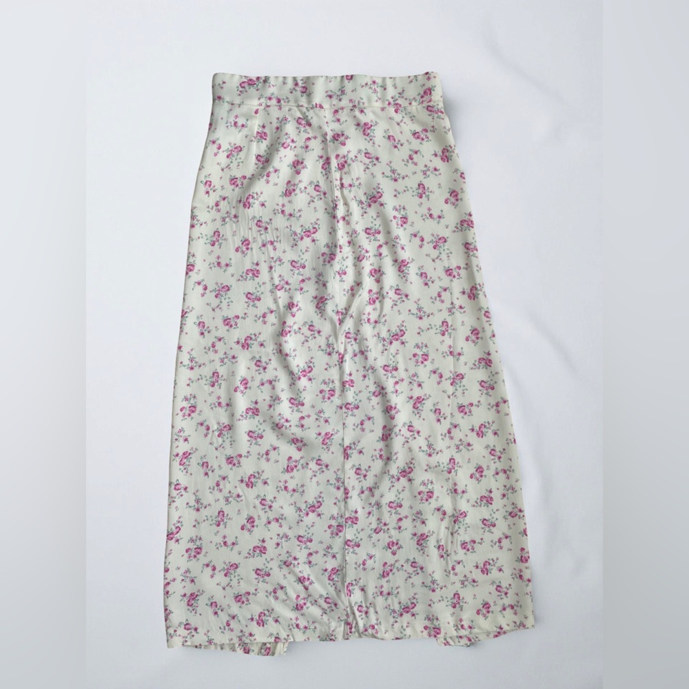 Zara Cream Floral midi Skirt